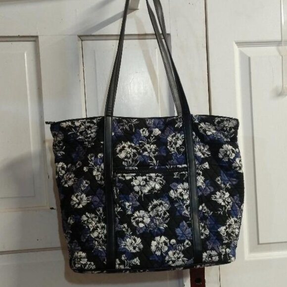 Large Vera Bradley Floral Tote - Blue/Lavender/Black/Gray 18" x 14" x 6-1/2" - Picture 8 of 11